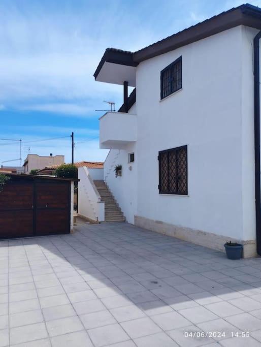 Apartamento Marco'S House Focene Exterior foto